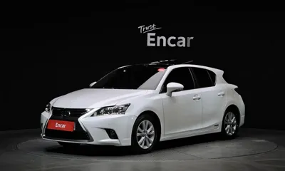 Lexus CT200h