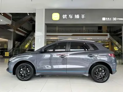 BYD e2