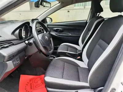 Toyota Yaris L