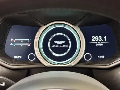 Aston Martin DB11