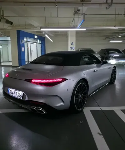 Mercedes-Benz SL-Class