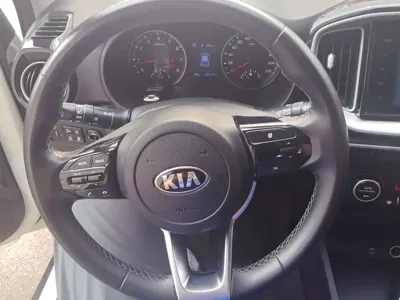 Kia KX1