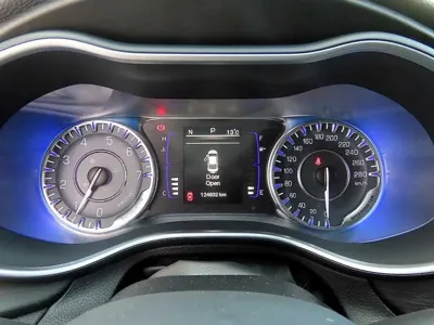Chrysler 200