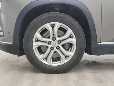 Nio ES8