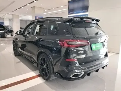 BMW X5 (Import)