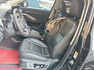 WEY Wey VV6