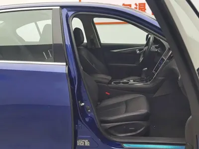 Infiniti Q50L