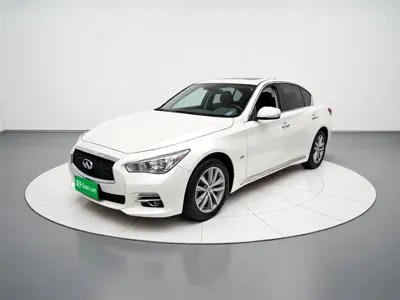 Infiniti Q50L