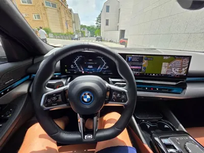 BMW i5