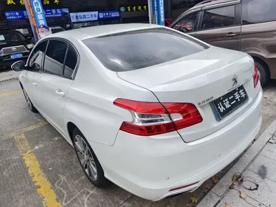 Peugeot 408