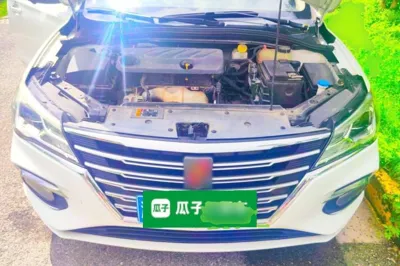Roewe i5