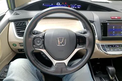 Honda Jade