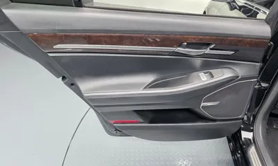 Genesis EQ900
