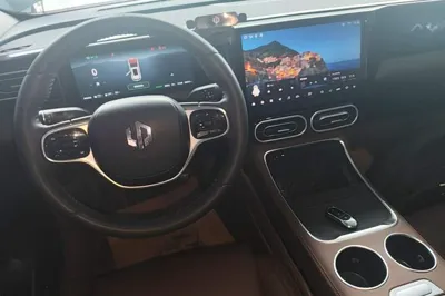 Leapmotor C11