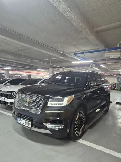 Lincoln Navigator