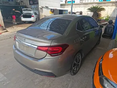 Citroen C4L