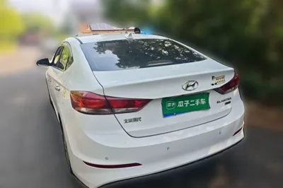 Hyundai Elantra (6th Generation