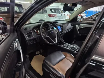 Geely Vision X6