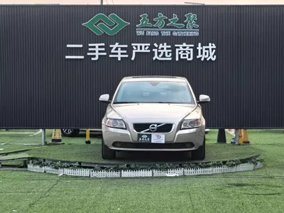 Volvo S40