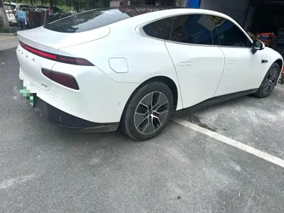Xpeng P7