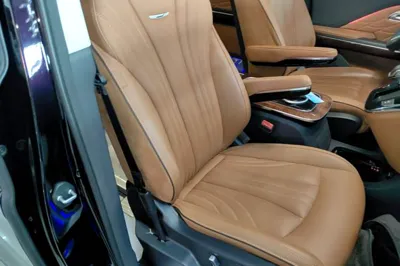 Hongqi HQ9