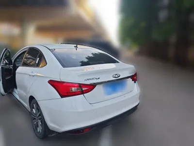 Chery Arrizo 5