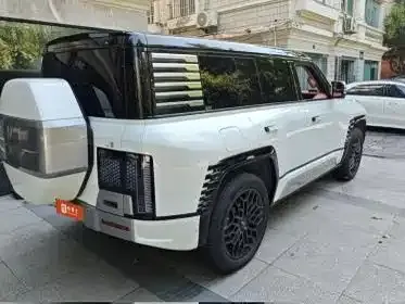 Yangwang Yangwang U8
