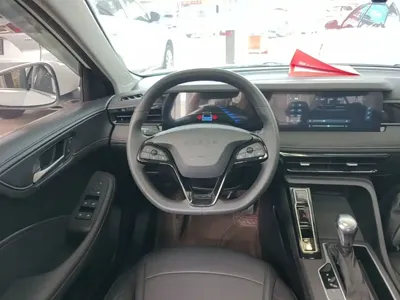 Roewe i5