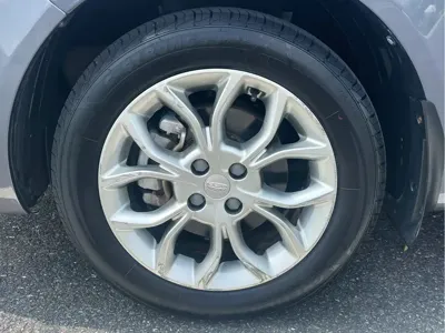 Geely Vision