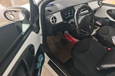 BYD e1