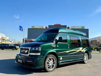 GMC Savana