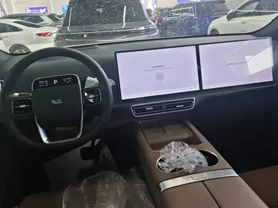 Li Auto Li L7
