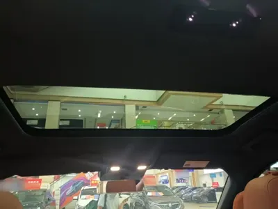 Li Auto Li L8