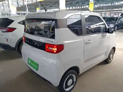 Wuling MINIEV