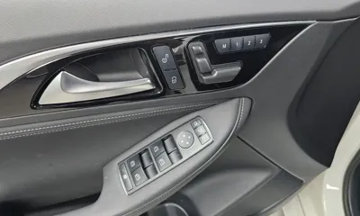 Infiniti Q30