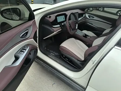 BYD Seal 07 DM-i