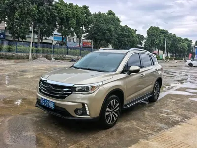GAC Motor Trumpchi GS4