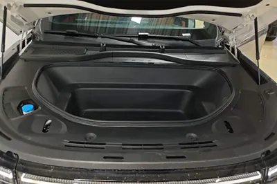 Xpeng G9