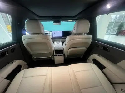 Li Auto 理想i6
