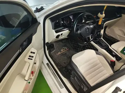Volkswagen Lamando