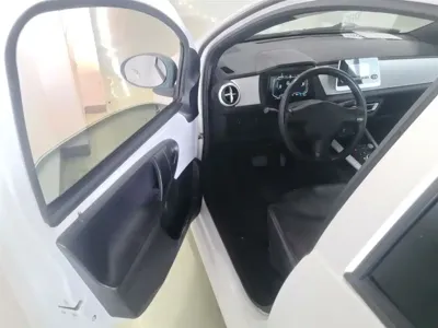 BYD e1