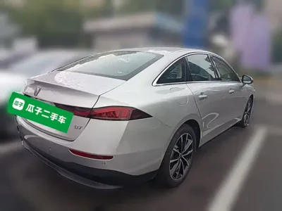 Roewe D7