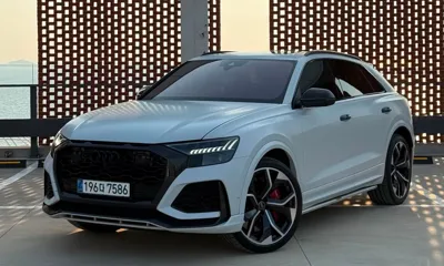 Audi RSQ8