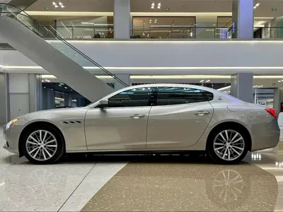 Maserati Quattroporte