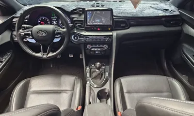 Hyundai Veloster