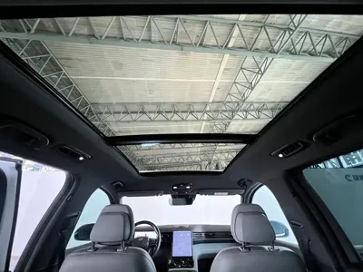 Nio ES8