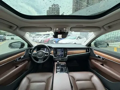 Volvo S90 PHEV