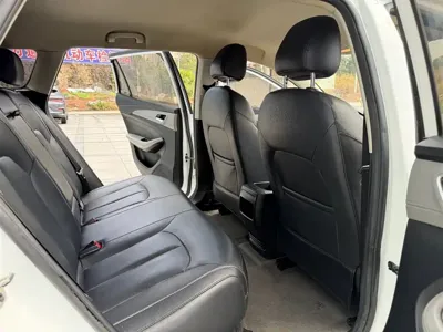 Roewe ei5