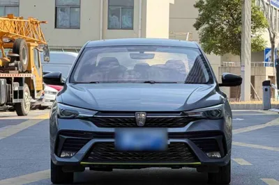 Roewe i5