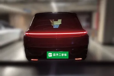 Li Auto L8